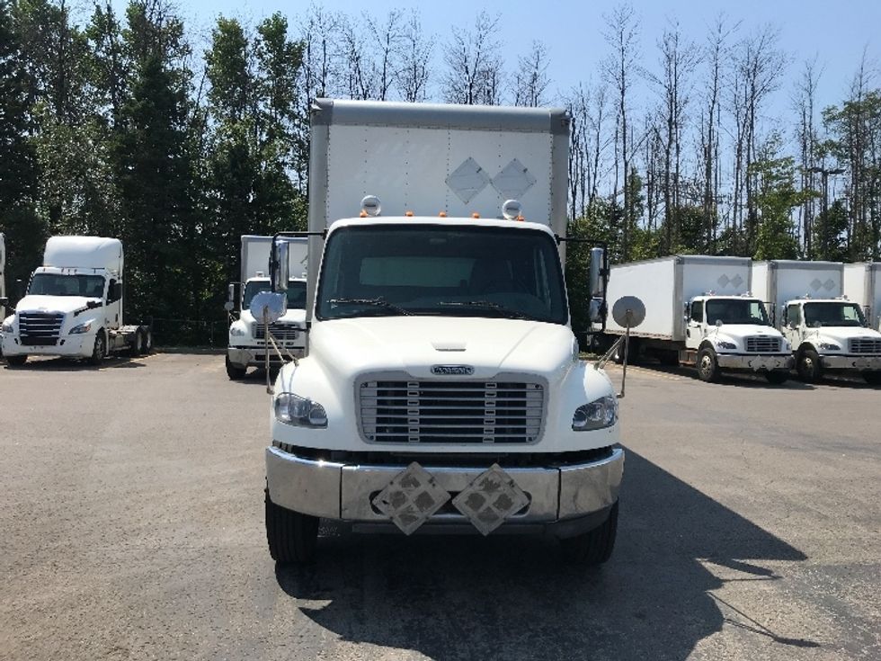 Medium Duty Box Truck-Light and Medium Duty Trucks-Freightliner-2020-M2-Ste-Foy-PQ-363,140\n\t\tkm-$ 52,500 - Image 2