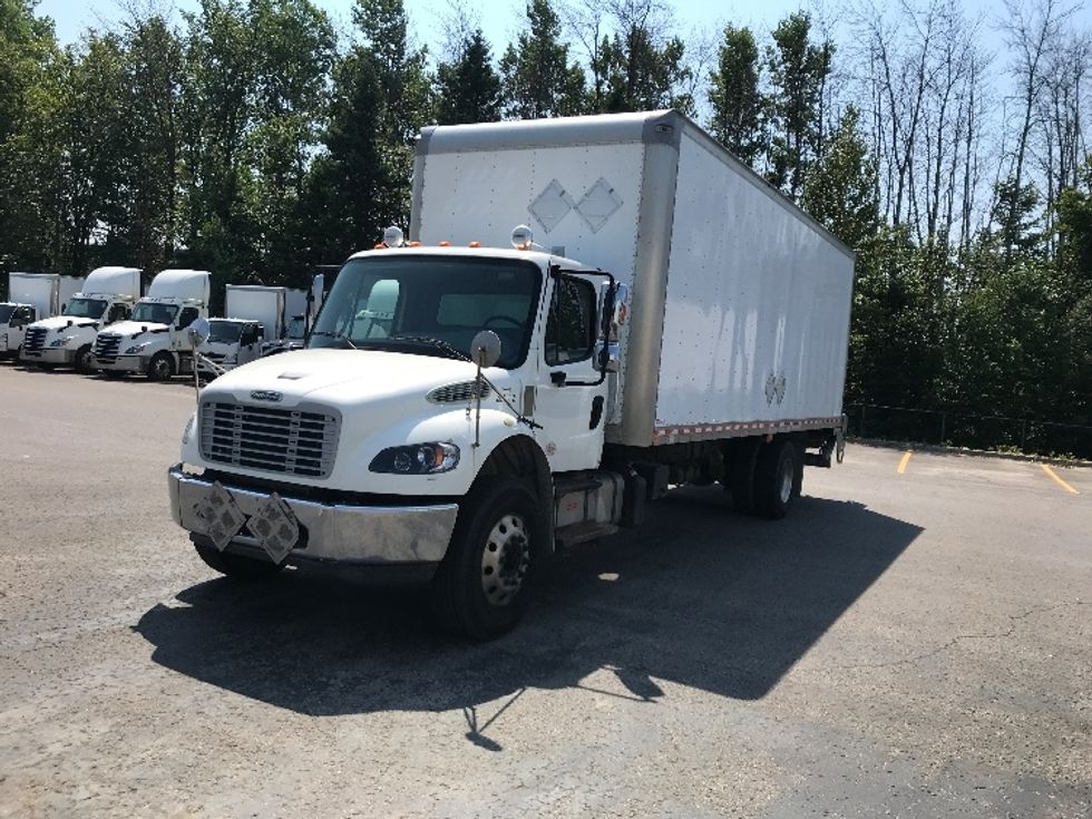Medium Duty Box Truck-Light and Medium Duty Trucks-Freightliner-2020-M2-Ste-Foy-PQ-363,140\n\t\tkm-$ 52,500 - Image 3