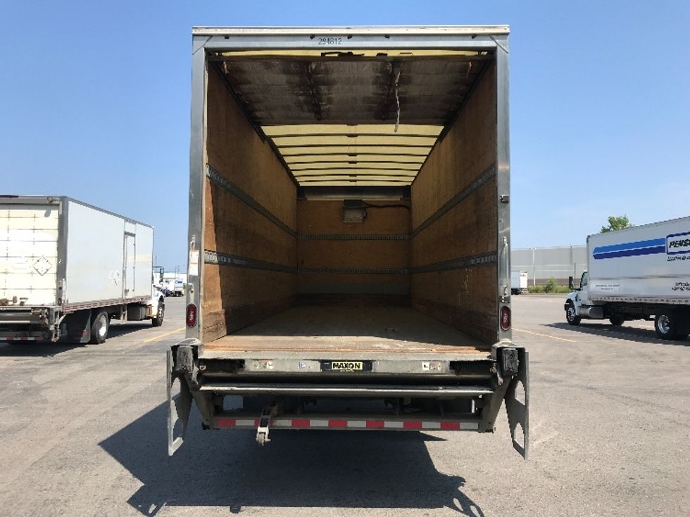 Medium Duty Box Truck-Light and Medium Duty Trucks-Freightliner-2020-M2-Ste-Foy-PQ-363,140\n\t\tkm-$ 52,500 - Image 8