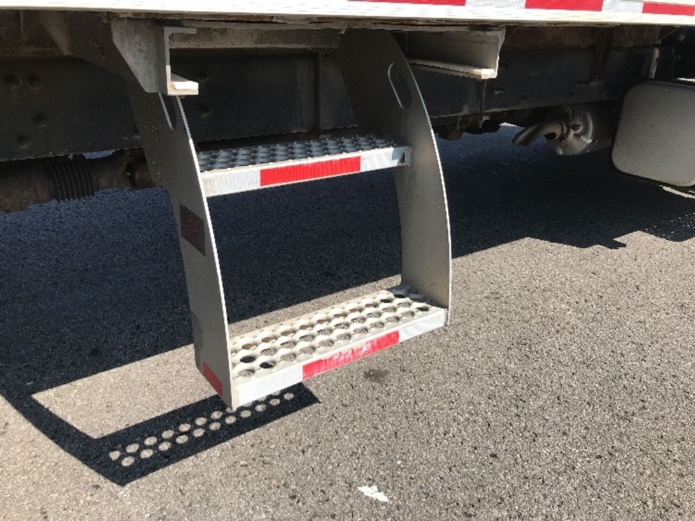 Medium Duty Box Truck-Light and Medium Duty Trucks-Freightliner-2020-M2-Ste-Foy-PQ-411,816\n\t\tkm-$ 42,750 - Image 14