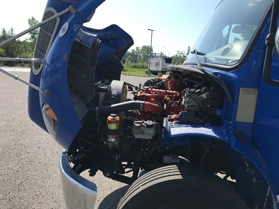 Medium Duty Box Truck-Light and Medium Duty Trucks-Freightliner-2020-M2-Ste-Foy-PQ-411,816\n\t\tkm-$ 42,750 - Image 24