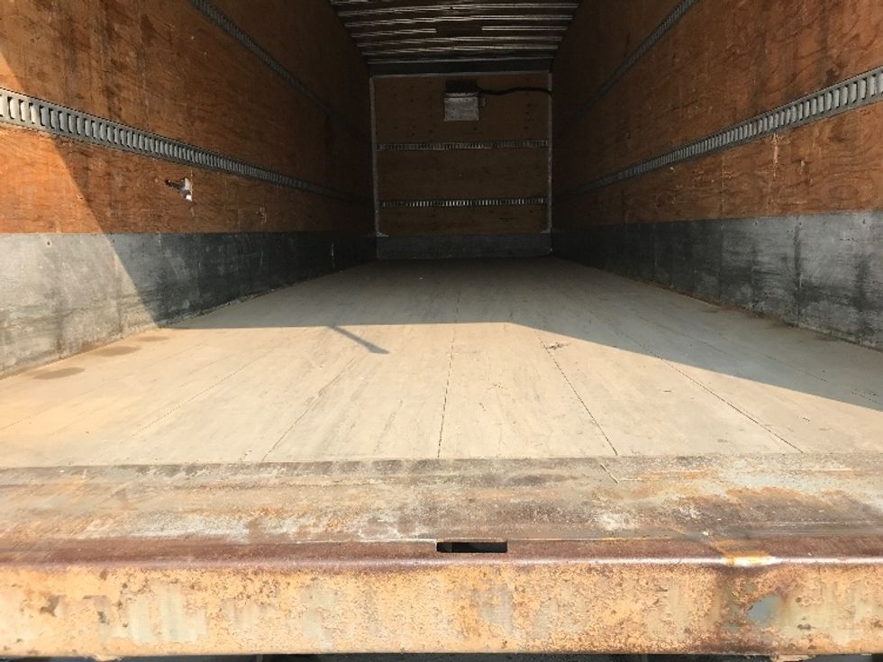 Medium Duty Box Truck-Light and Medium Duty Trucks-Freightliner-2020-M2-Ste-Foy-PQ-474,115\n\t\tkm-$ 55,500 - Image 10