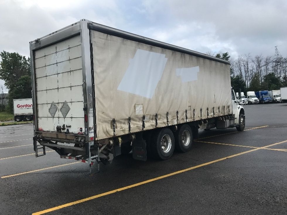Medium Duty Box Truck-Light and Medium Duty Trucks-Freightliner-2020-M2-Ste-Foy-PQ-571,387\n\t\tkm-$ 39,500 - Image 14