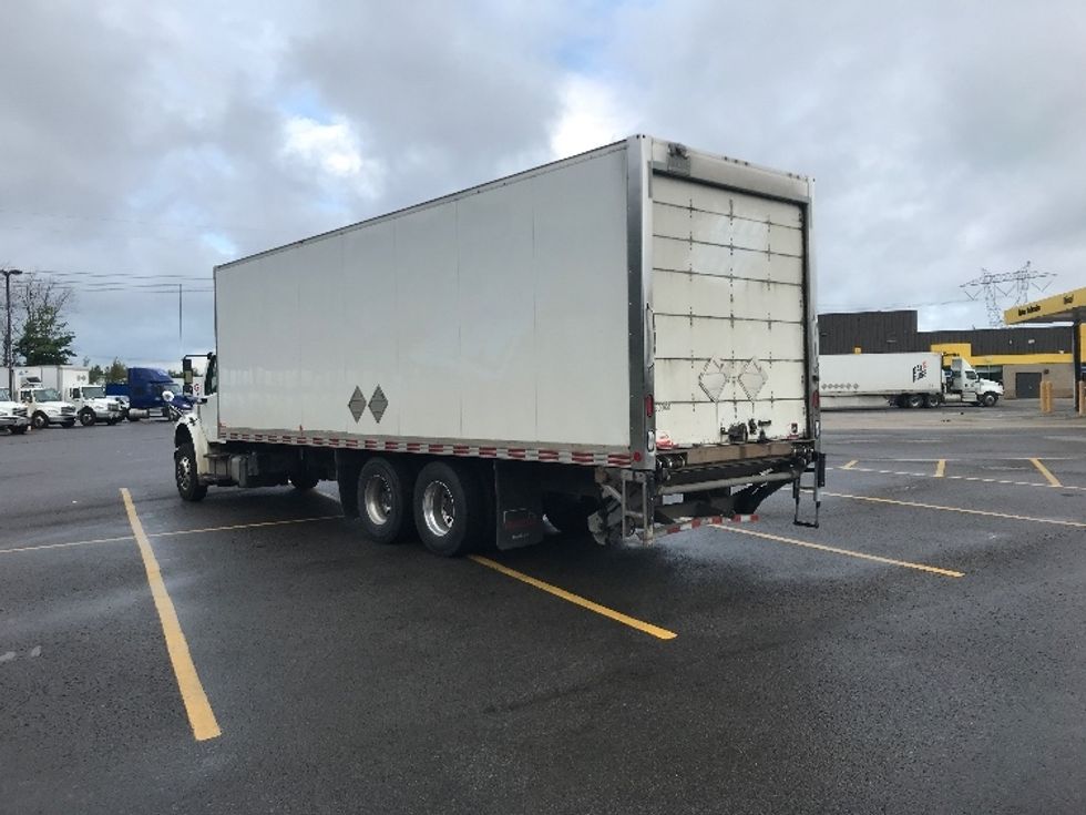 Medium Duty Box Truck-Light and Medium Duty Trucks-Freightliner-2020-M2-Ste-Foy-PQ-571,387\n\t\tkm-$ 39,500 - Image 6