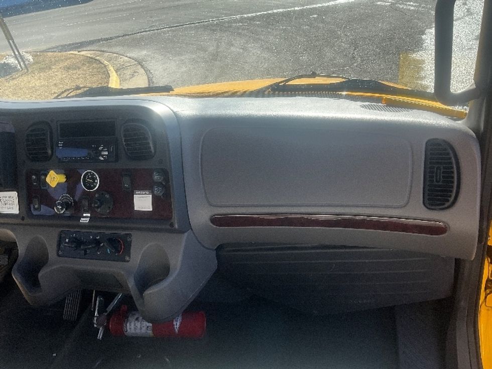 Medium Duty Box Truck-Light and Medium Duty Trucks-Freightliner-2020-M2-Sterling-VA-250,681\n\t\tmiles-$ 45,500 - Image 21