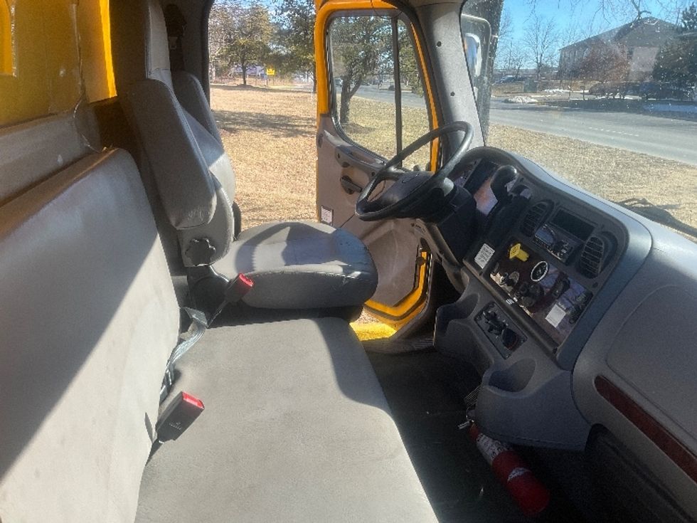 Medium Duty Box Truck-Light and Medium Duty Trucks-Freightliner-2020-M2-Sterling-VA-250,681\n\t\tmiles-$ 45,500 - Image 22