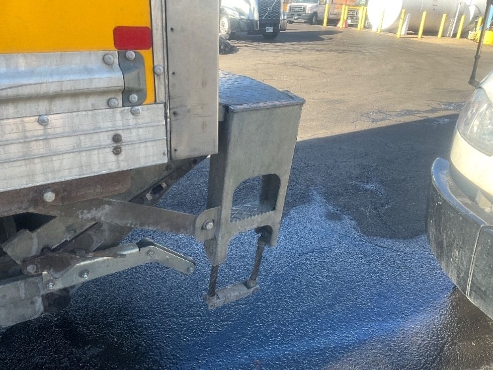 Medium Duty Box Truck-Light and Medium Duty Trucks-Freightliner-2020-M2-Sterling-VA-250,681\n\t\tmiles-$ 45,500 - Image 27