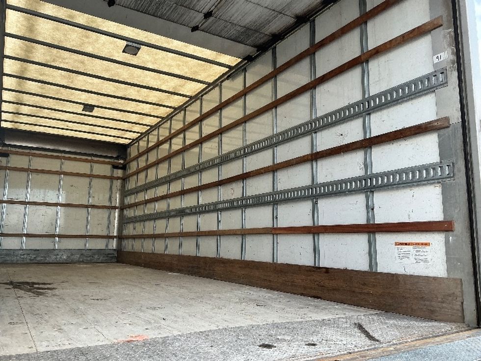 Medium Duty Box Truck-Light and Medium Duty Trucks-Freightliner-2020-M2-Stoney Creek-ON-270,942\n\t\tkm-$ 70,750 - Image 12