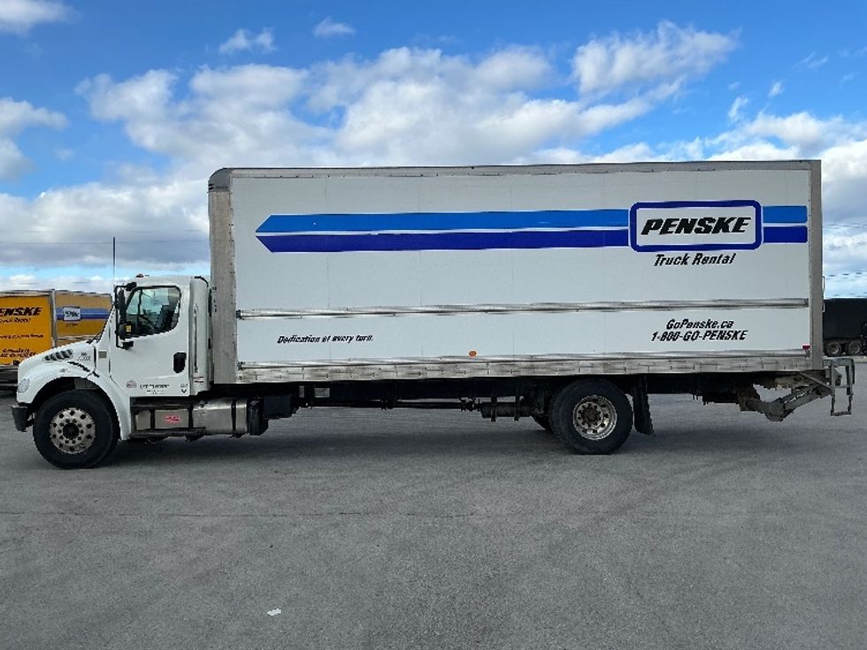 Medium Duty Box Truck-Light and Medium Duty Trucks-Freightliner-2020-M2-Stoney Creek-ON-270,942\n\t\tkm-$ 70,750 - Image 4