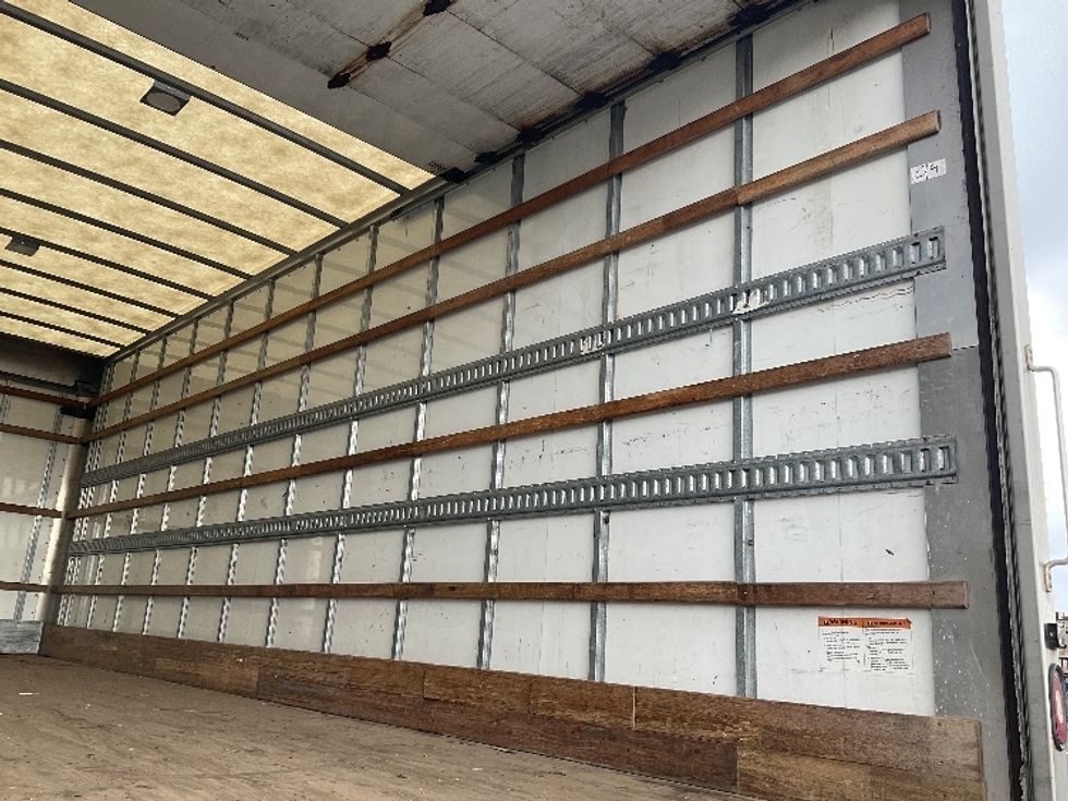 Medium Duty Box Truck-Light and Medium Duty Trucks-Freightliner-2020-M2-Stoney Creek-ON-272,944\n\t\tkm-$ 70,750 - Image 12