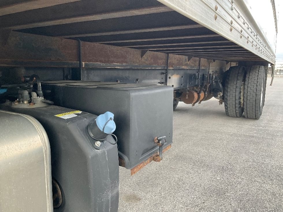 Medium Duty Box Truck-Light and Medium Duty Trucks-Freightliner-2020-M2-Stoney Creek-ON-327,301\n\t\tkm-$ 64,000 - Image 5