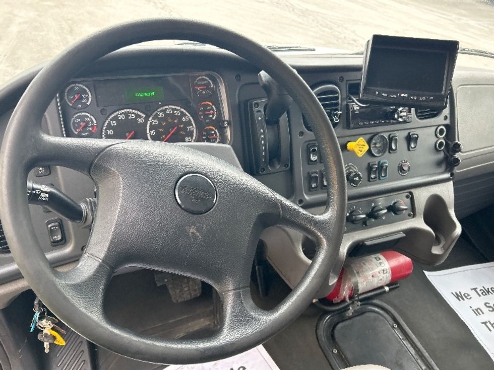 Medium Duty Box Truck-Light and Medium Duty Trucks-Freightliner-2020-M2-Sturtevant-WI-111,217\n\t\tmiles-$ 61,500 - Image 17