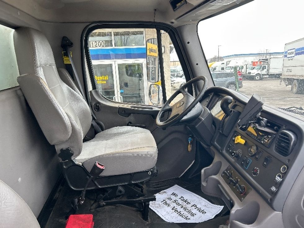 Medium Duty Box Truck-Light and Medium Duty Trucks-Freightliner-2020-M2-Sturtevant-WI-111,217\n\t\tmiles-$ 61,500 - Image 22