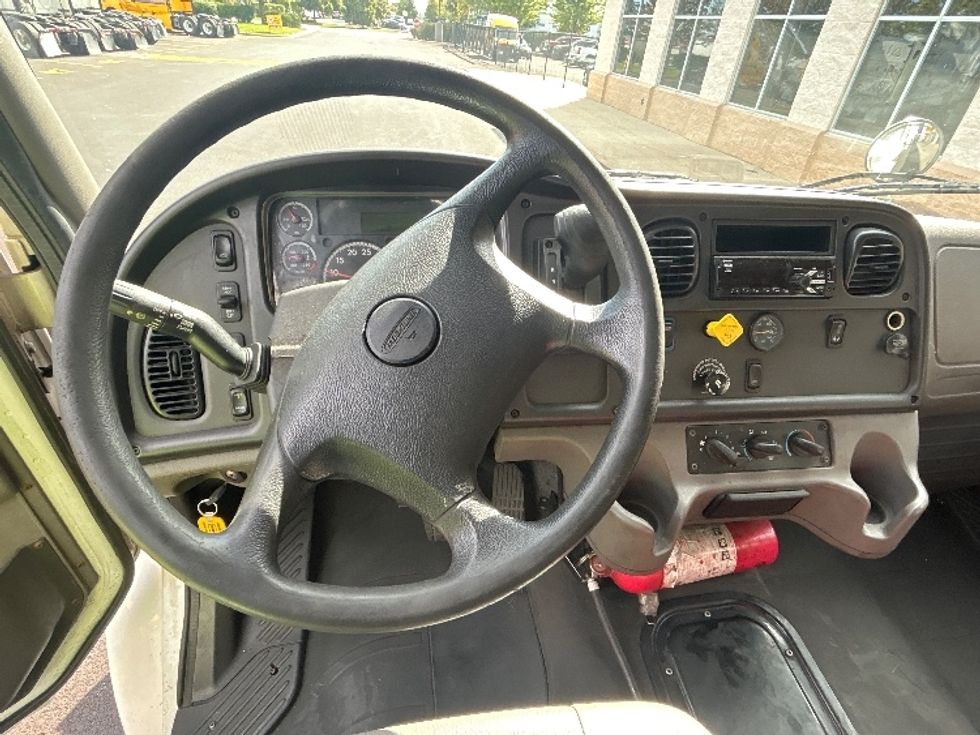Medium Duty Box Truck-Light and Medium Duty Trucks-Freightliner-2020-M2-Sturtevant-WI-124,240\n\t\tmiles-$ 56,750 - Image 18