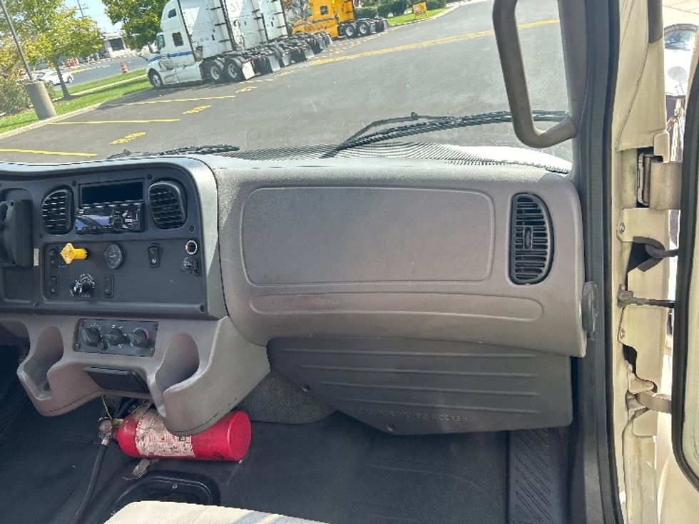 Medium Duty Box Truck-Light and Medium Duty Trucks-Freightliner-2020-M2-Sturtevant-WI-124,240\n\t\tmiles-$ 56,750 - Image 21