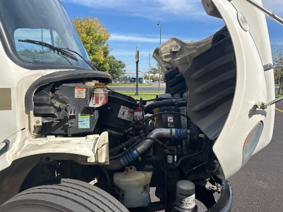 Medium Duty Box Truck-Light and Medium Duty Trucks-Freightliner-2020-M2-Sturtevant-WI-124,240\n\t\tmiles-$ 56,750 - Image 24