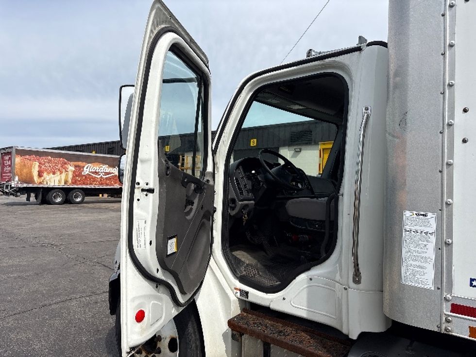 Medium Duty Box Truck-Light and Medium Duty Trucks-Freightliner-2020-M2-Sturtevant-WI-154,137\n\t\tmiles-$ 52,500 - Image 16