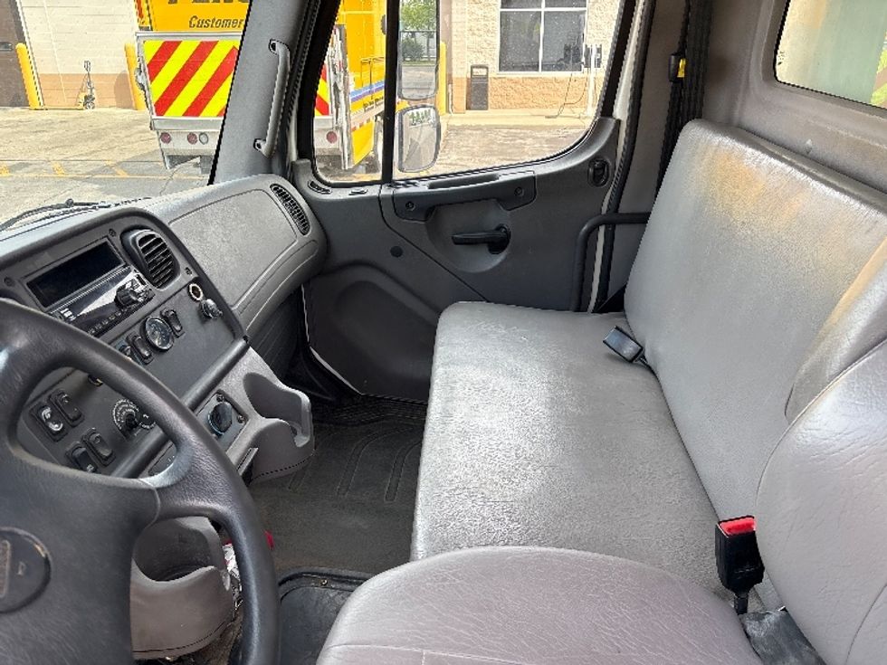 Medium Duty Box Truck-Light and Medium Duty Trucks-Freightliner-2020-M2-Sturtevant-WI-154,137\n\t\tmiles-$ 52,500 - Image 19