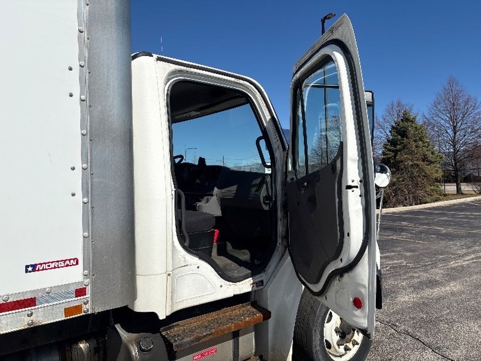 Medium Duty Box Truck-Light and Medium Duty Trucks-Freightliner-2020-M2-Sturtevant-WI-157,468\n\t\tmiles-$ 43,250 - Image 20
