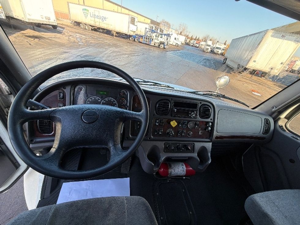 Medium Duty Box Truck-Light and Medium Duty Trucks-Freightliner-2020-M2-Sturtevant-WI-162,660\n\t\tmiles-$ 65,500 - Image 18