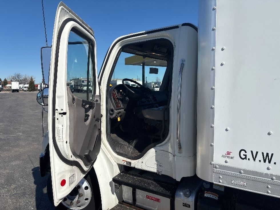 Medium Duty Box Truck-Light and Medium Duty Trucks-Freightliner-2020-M2-Sturtevant-WI-197,003\n\t\tmiles-$ 38,000 - Image 15