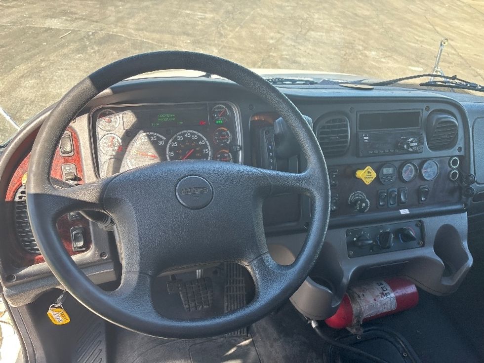 Medium Duty Box Truck-Light and Medium Duty Trucks-Freightliner-2020-M2-Sturtevant-WI-197,003\n\t\tmiles-$ 38,000 - Image 17