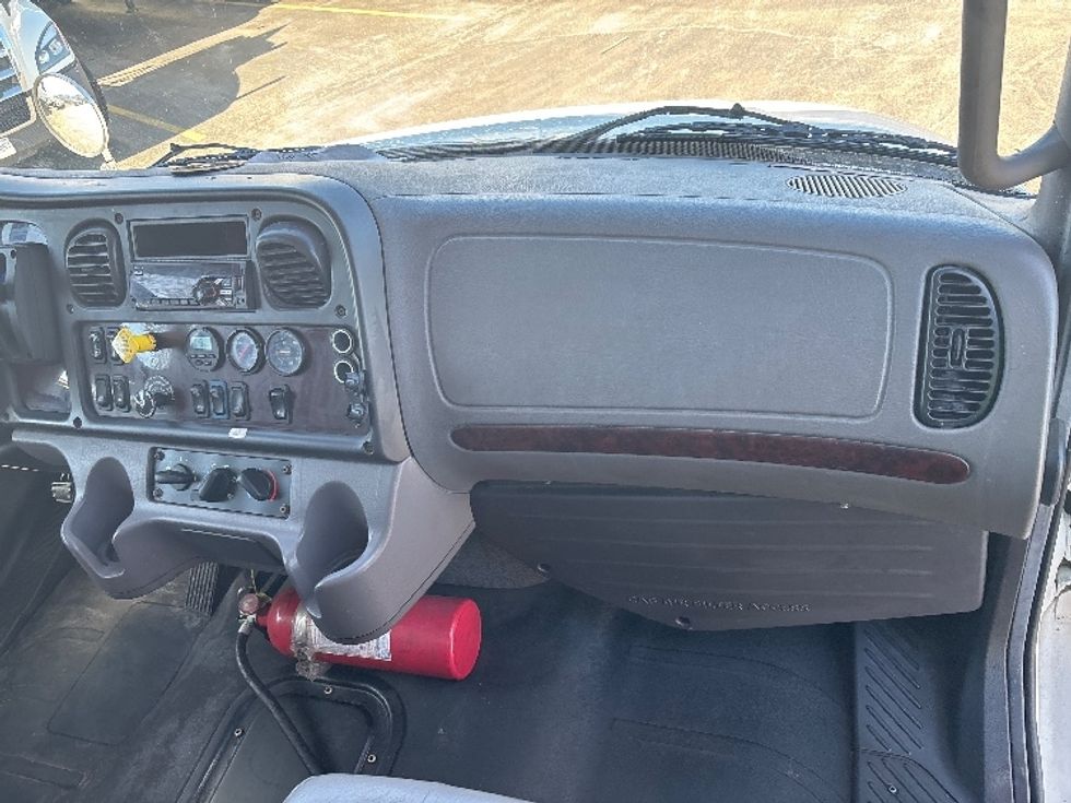 Medium Duty Box Truck-Light and Medium Duty Trucks-Freightliner-2020-M2-Sturtevant-WI-197,003\n\t\tmiles-$ 38,000 - Image 20