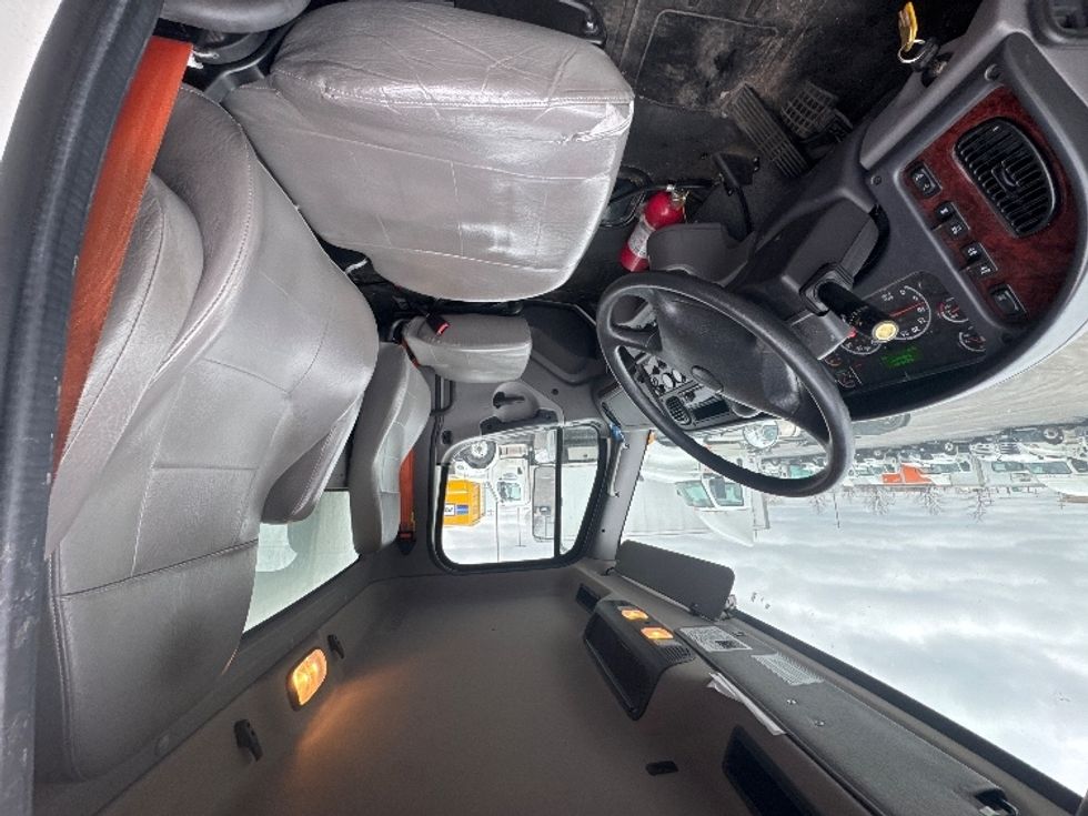 Medium Duty Box Truck-Light and Medium Duty Trucks-Freightliner-2020-M2-Sturtevant-WI-204,720\n\t\tmiles-$ 39,750 - Image 19