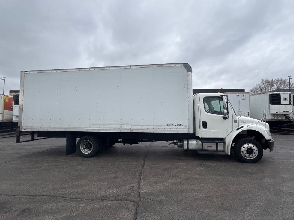 Medium Duty Box Truck-Light and Medium Duty Trucks-Freightliner-2020-M2-Sturtevant-WI-204,720\n\t\tmiles-$ 39,750 - Image 4