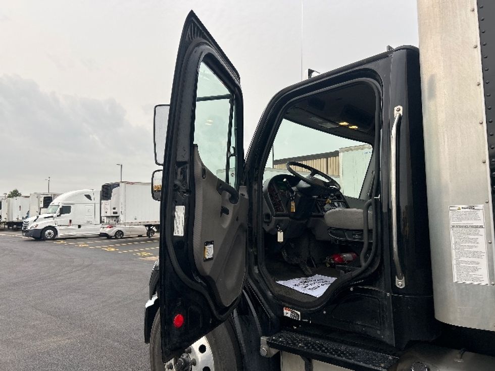 Medium Duty Box Truck-Light and Medium Duty Trucks-Freightliner-2020-M2-Sturtevant-WI-257,256\n\t\tmiles-$ 48,500 - Image 16