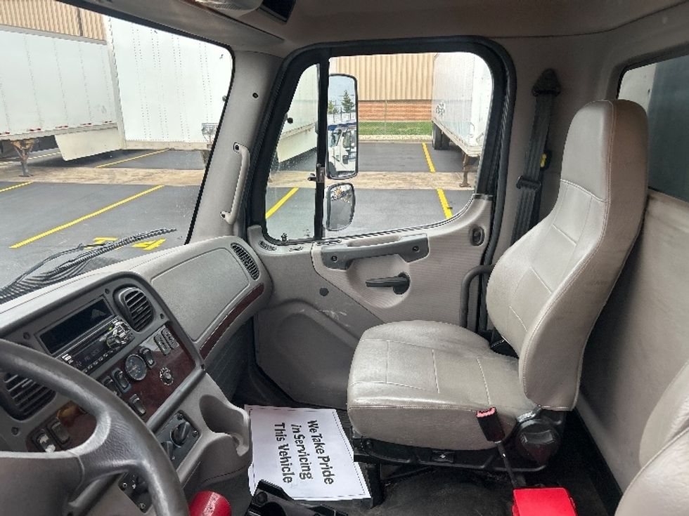 Medium Duty Box Truck-Light and Medium Duty Trucks-Freightliner-2020-M2-Sturtevant-WI-257,256\n\t\tmiles-$ 48,500 - Image 19