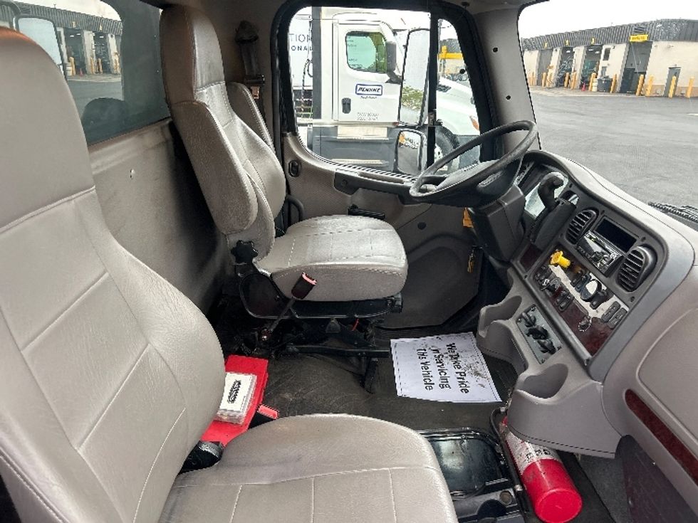 Medium Duty Box Truck-Light and Medium Duty Trucks-Freightliner-2020-M2-Sturtevant-WI-257,256\n\t\tmiles-$ 48,500 - Image 22