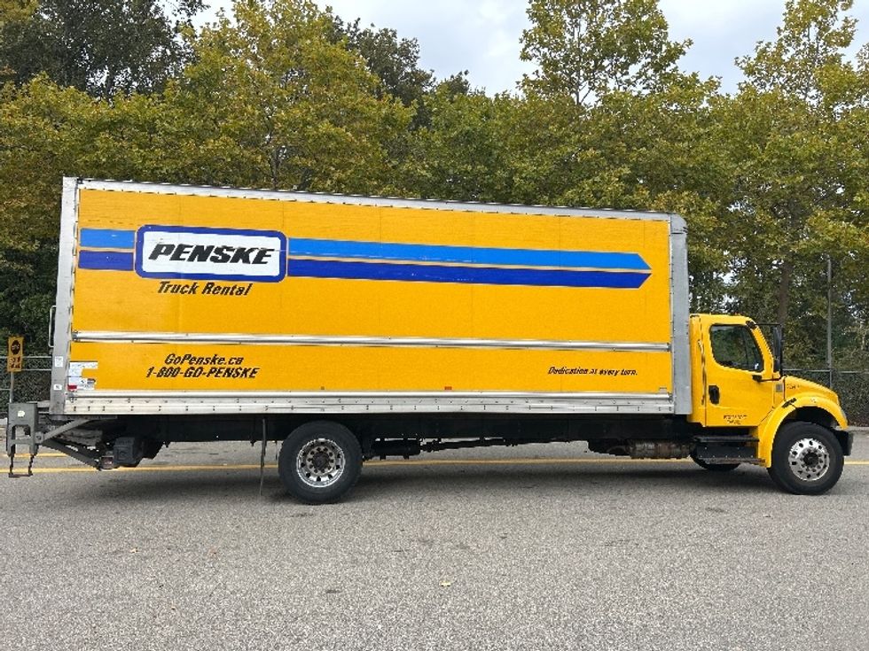 Medium Duty Box Truck-Light and Medium Duty Trucks-Freightliner-2020-M2-Surrey-BC-230,019\n\t\tkm-$ 75,250 - Image 15