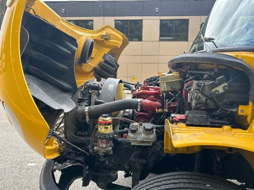 Medium Duty Box Truck-Light and Medium Duty Trucks-Freightliner-2020-M2-Surrey-BC-230,019\n\t\tkm-$ 75,250 - Image 24