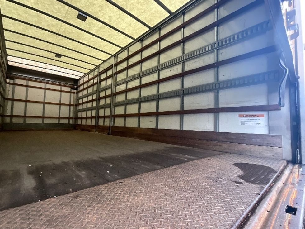 Medium Duty Box Truck-Light and Medium Duty Trucks-Freightliner-2020-M2-Swedesboro-NJ-156,067\n\t\tmiles-$ 45,500 - Image 12
