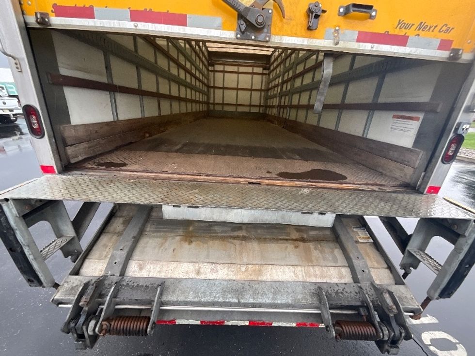 Medium Duty Box Truck-Light and Medium Duty Trucks-Freightliner-2020-M2-Swedesboro-NJ-156,067\n\t\tmiles-$ 45,500 - Image 8