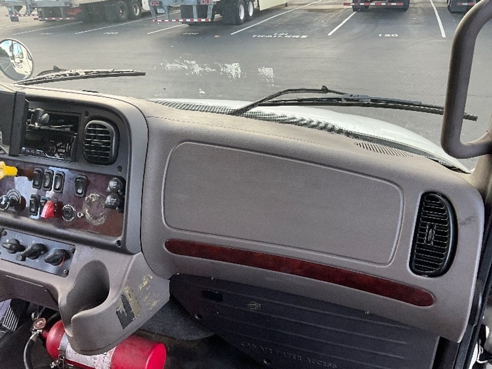 Medium Duty Box Truck-Light and Medium Duty Trucks-Freightliner-2020-M2-Swedesboro-NJ-228,425\n\t\tmiles-$ 32,250 - Image 21