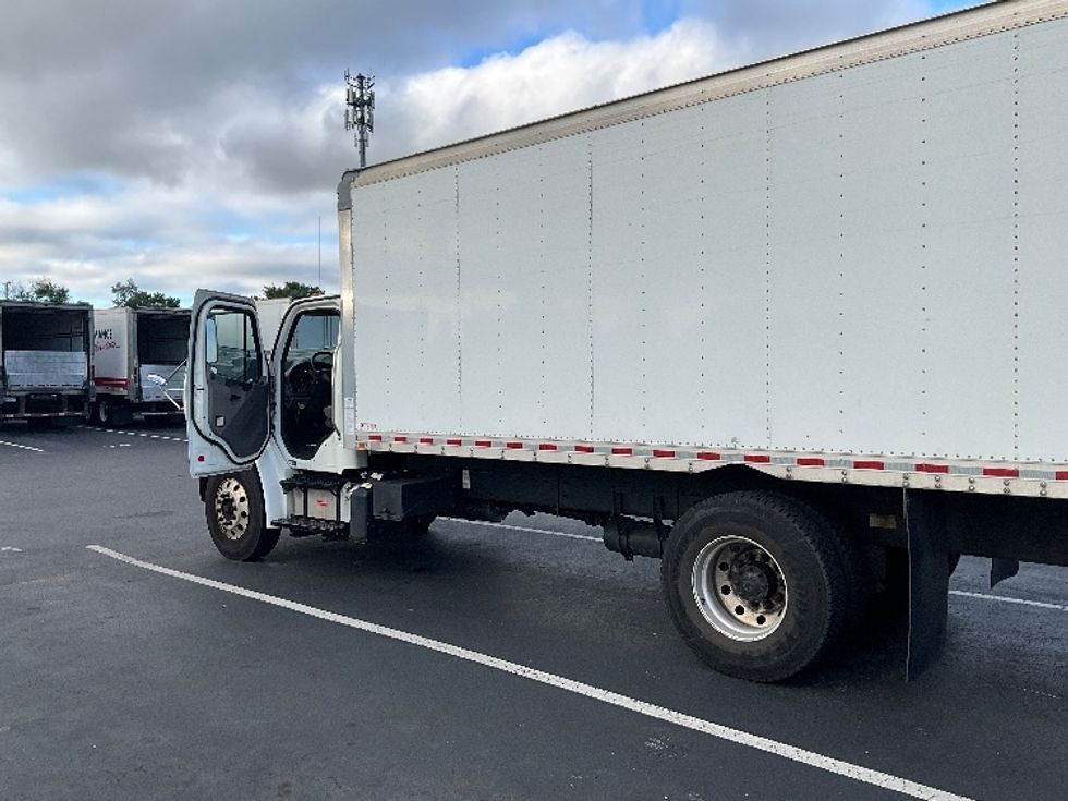 Medium Duty Box Truck-Light and Medium Duty Trucks-Freightliner-2020-M2-Swedesboro-NJ-228,425\n\t\tmiles-$ 32,250 - Image 25