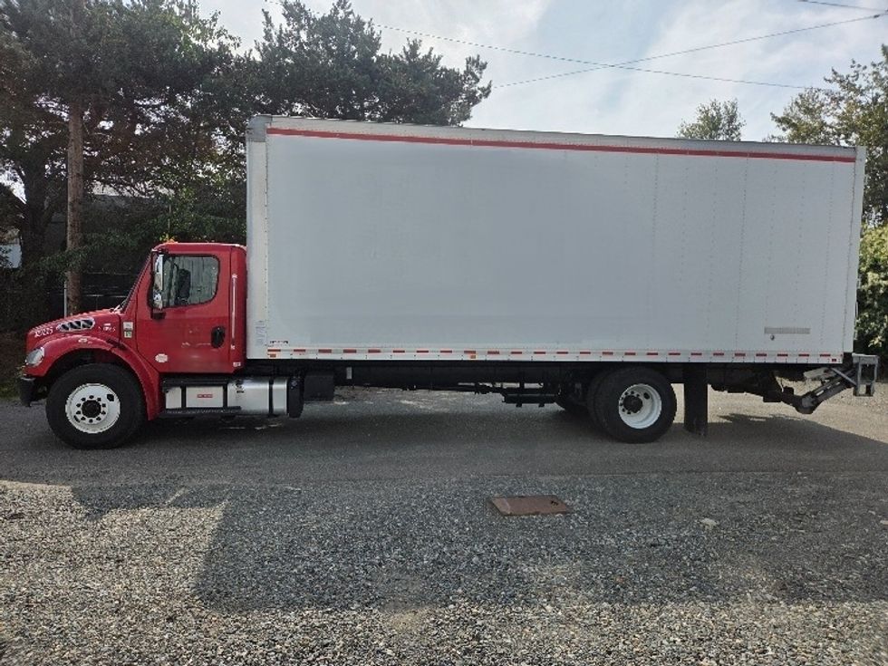 Medium Duty Box Truck-Light and Medium Duty Trucks-Freightliner-2020-M2-Tacoma-WA-104,800\n\t\tmiles-$ 70,000 - Image 4