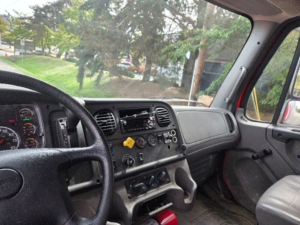 Medium Duty Box Truck-Light and Medium Duty Trucks-Freightliner-2020-M2-Tacoma-WA-110,780\n\t\tmiles-$ 69,250 - Image 17