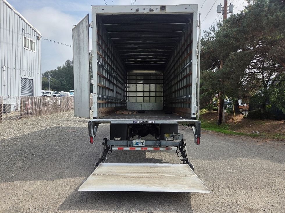 Medium Duty Box Truck-Light and Medium Duty Trucks-Freightliner-2020-M2-Tacoma-WA-110,780\n\t\tmiles-$ 69,250 - Image 9