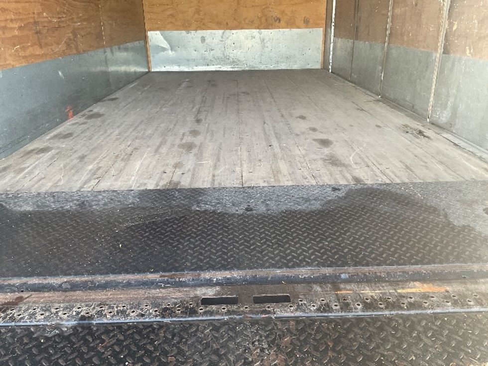 Medium Duty Box Truck-Light and Medium Duty Trucks-Freightliner-2020-M2-Tampa-FL-193,308\n\t\tmiles-$ 37,000 - Image 10