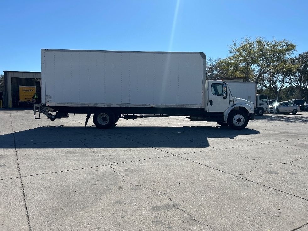 Medium Duty Box Truck-Light and Medium Duty Trucks-Freightliner-2020-M2-Tampa-FL-194,953\n\t\tmiles-$ 45,000 - Image 15