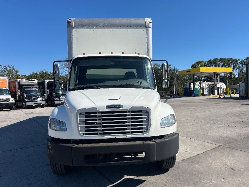 Medium Duty Box Truck-Light and Medium Duty Trucks-Freightliner-2020-M2-Tampa-FL-194,953\n\t\tmiles-$ 45,000 - Image 2