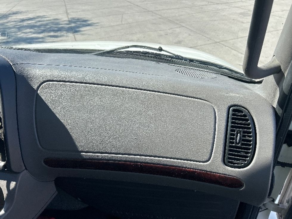 Medium Duty Box Truck-Light and Medium Duty Trucks-Freightliner-2020-M2-Tampa-FL-194,953\n\t\tmiles-$ 45,000 - Image 20