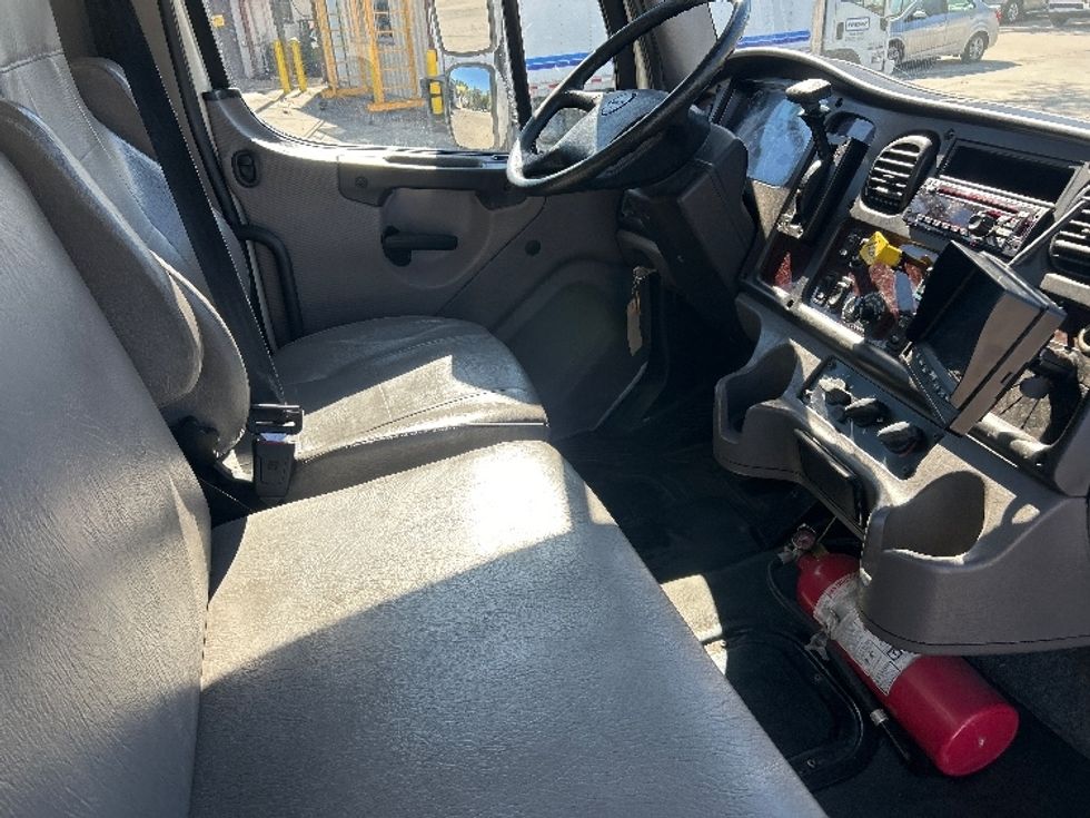 Medium Duty Box Truck-Light and Medium Duty Trucks-Freightliner-2020-M2-Tampa-FL-194,953\n\t\tmiles-$ 45,000 - Image 21