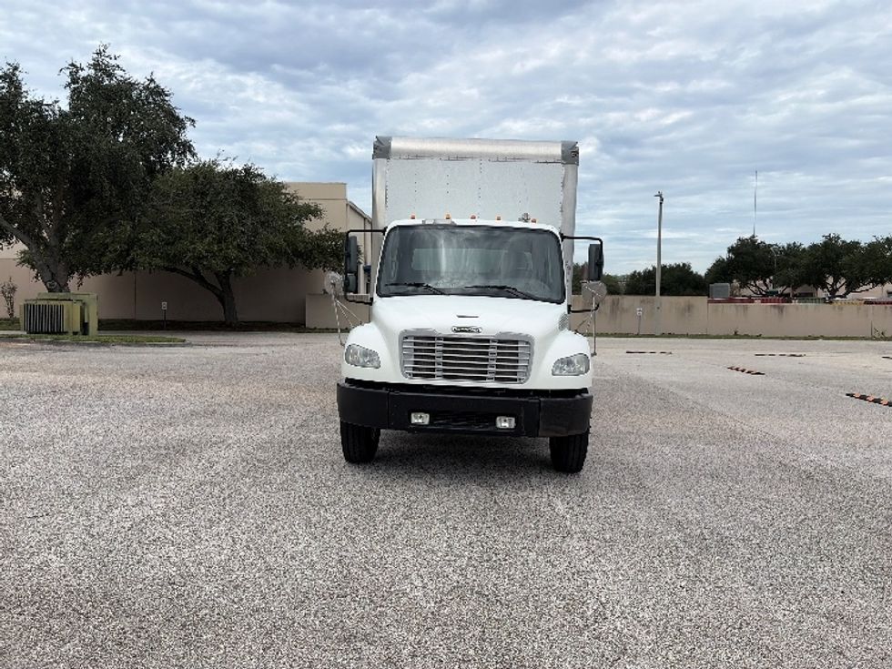 Medium Duty Box Truck-Light and Medium Duty Trucks-Freightliner-2020-M2-Tampa-FL-270,053\n\t\tmiles-$ 40,250 - Image 2
