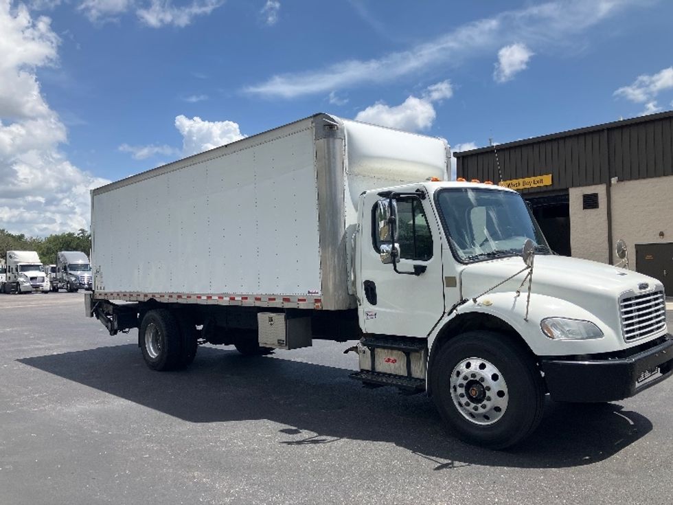Medium Duty Box Truck-Light and Medium Duty Trucks-Freightliner-2020-M2-Tampa-FL-294,702\n\t\tmiles-$ 25,500 - Image 1