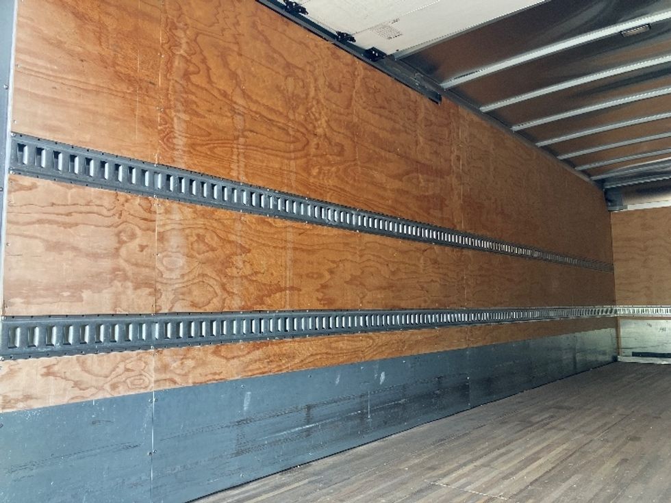 Medium Duty Box Truck-Light and Medium Duty Trucks-Freightliner-2020-M2-Tampa-FL-294,702\n\t\tmiles-$ 25,500 - Image 11