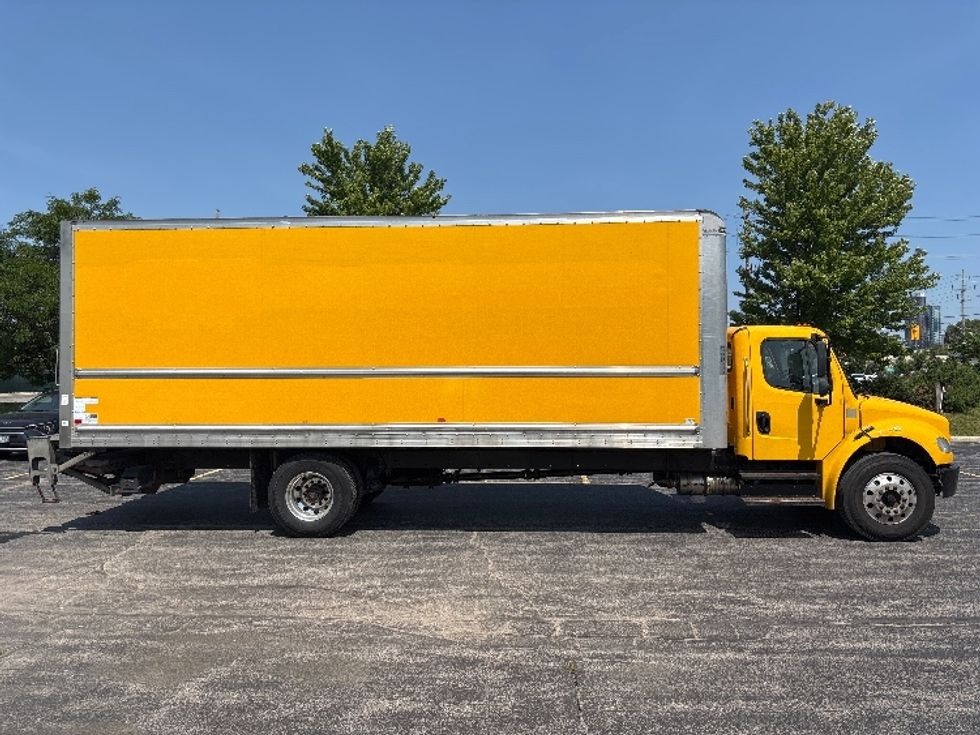 Medium Duty Box Truck-Light and Medium Duty Trucks-Freightliner-2020-M2-Toronto-ON-278,089\n\t\tkm-$ 63,500 - Image 15